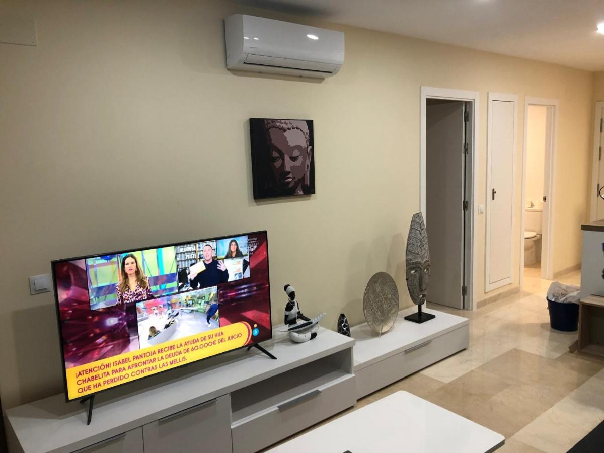 Moderno Apartamento En Primera Linea Paseo Maritimo Fuengirola Esterno foto