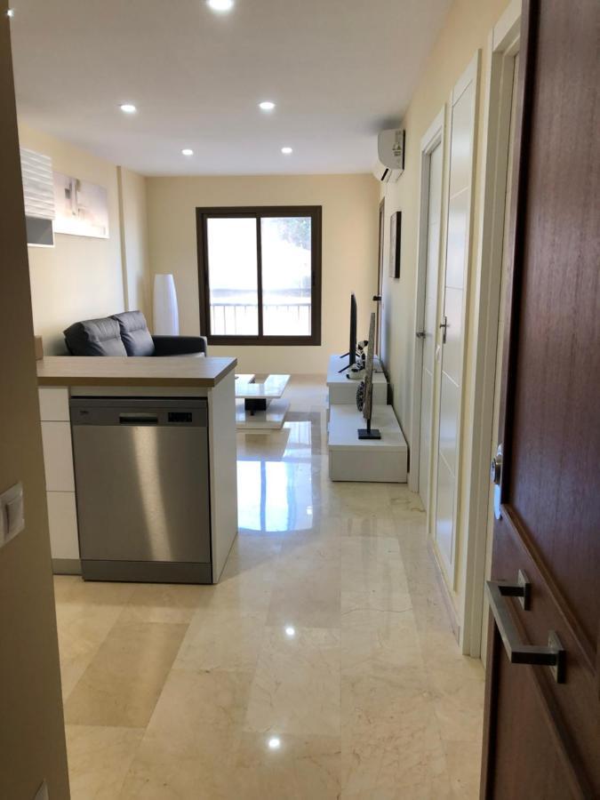 Moderno Apartamento En Primera Linea Paseo Maritimo Fuengirola Esterno foto