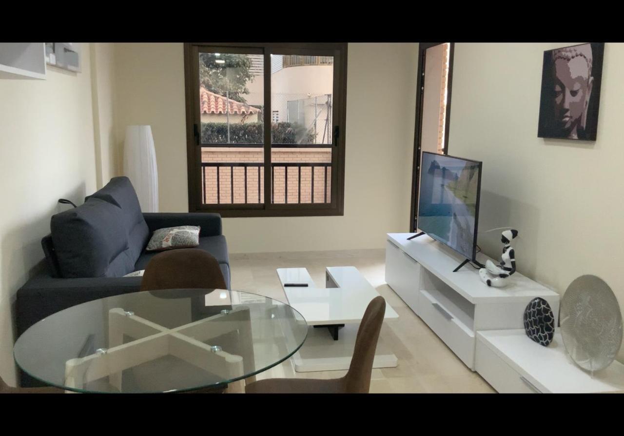Moderno Apartamento En Primera Linea Paseo Maritimo Fuengirola Esterno foto