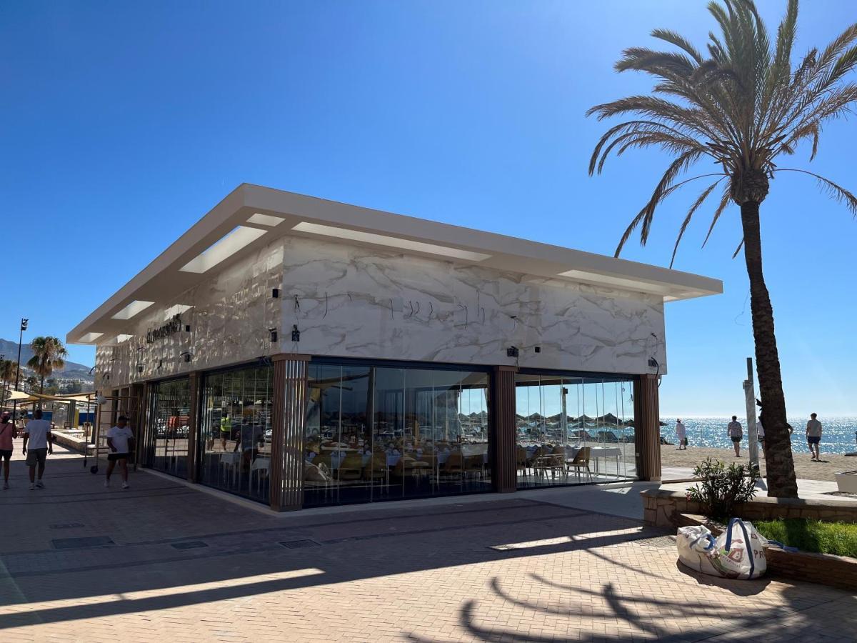 Moderno Apartamento En Primera Linea Paseo Maritimo Fuengirola Esterno foto